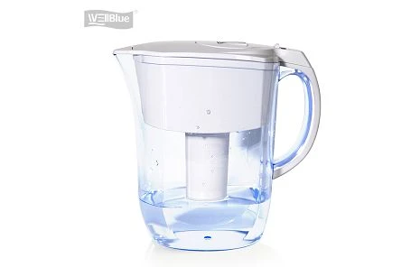 Emäksinen vesisuodatinkan kannu